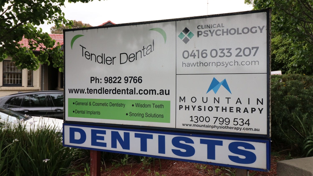Tendler Dental Office Exterior Billboard Hawthorn